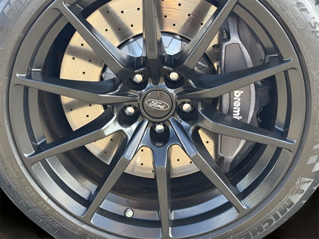 Used 2018 Ford Mustang Shelby GT350 w/ Convenience Package image 31