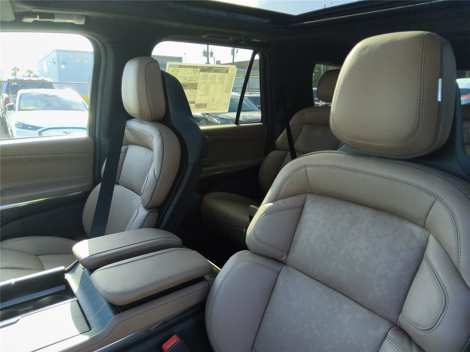 New 2027 Lincoln Navigator Black Label AWD/4WD image 15