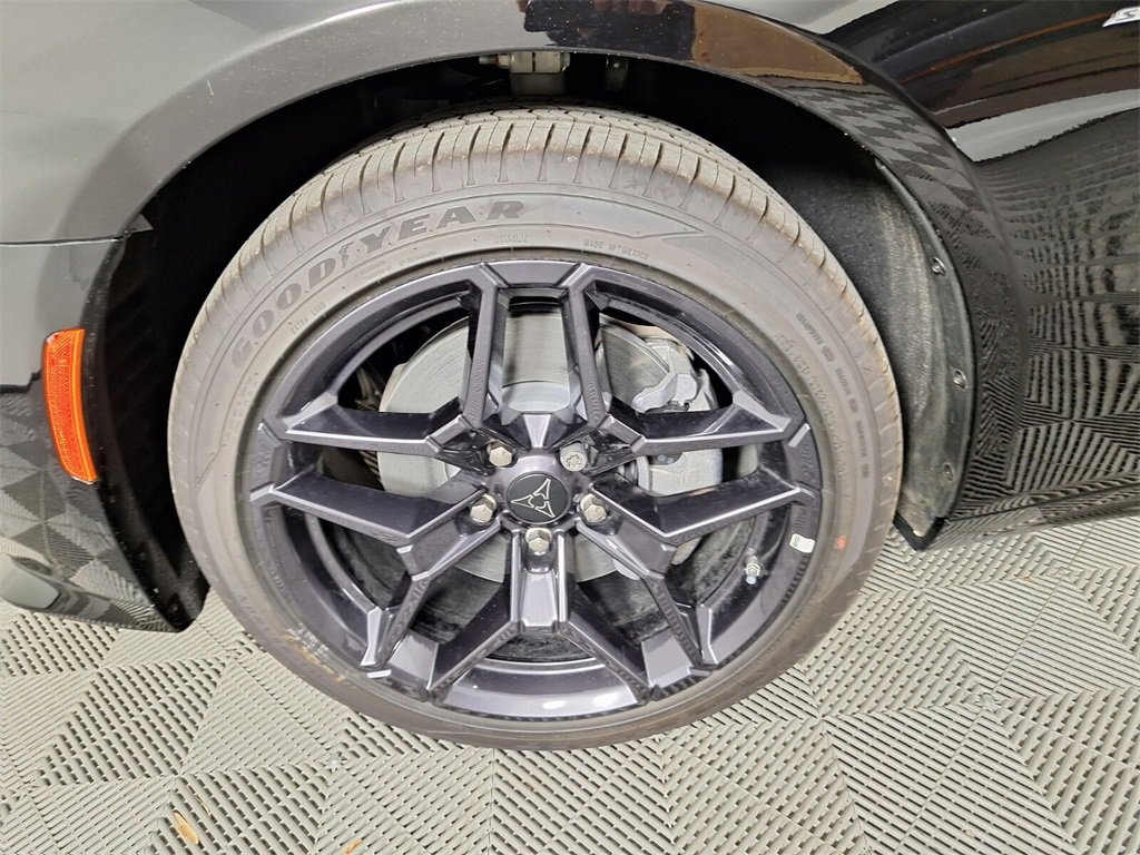 New 2024 Dodge Charger R/T w/ Plus Group image 9