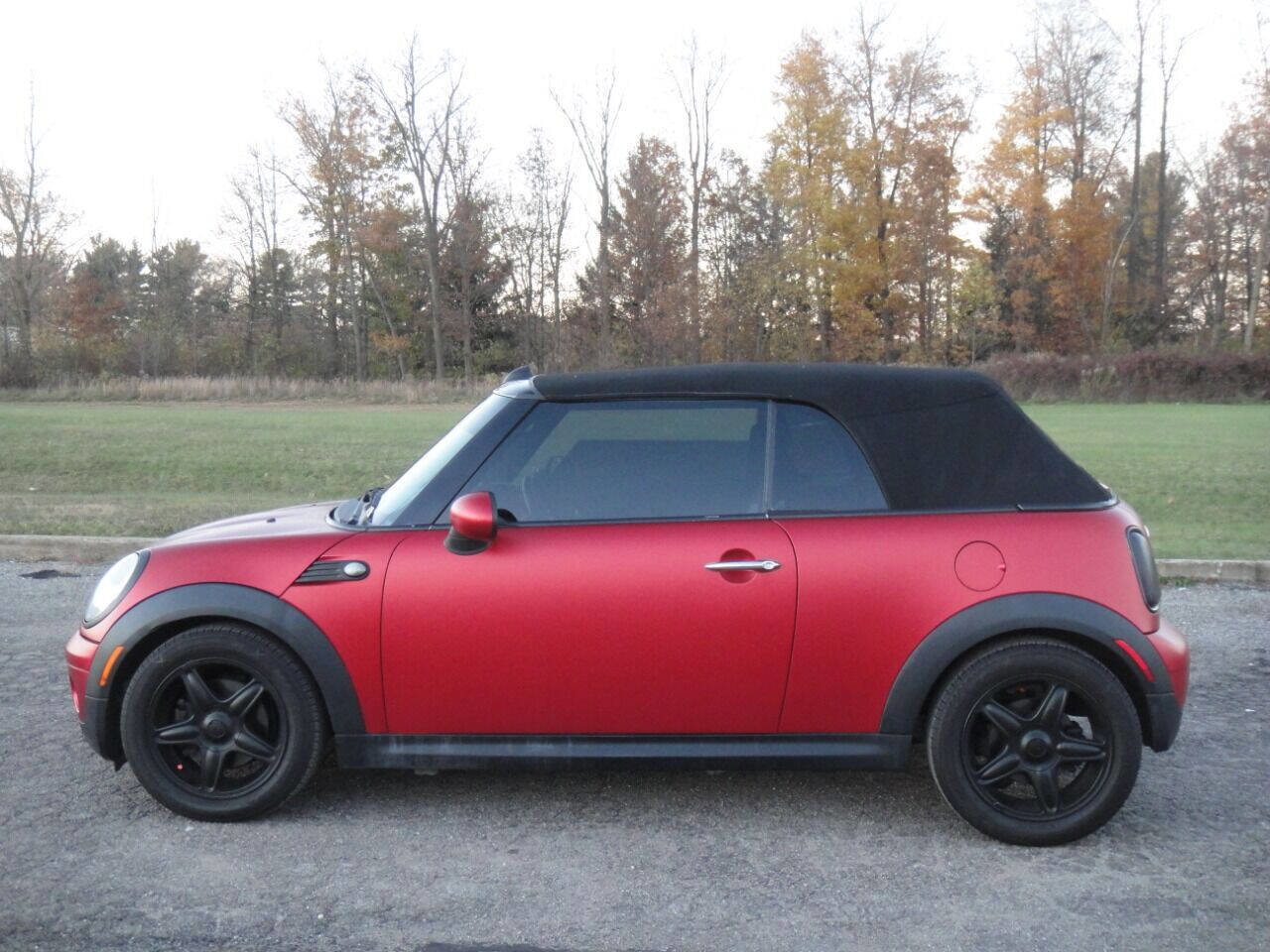Used 2010 MINI Cooper Convertible image 7