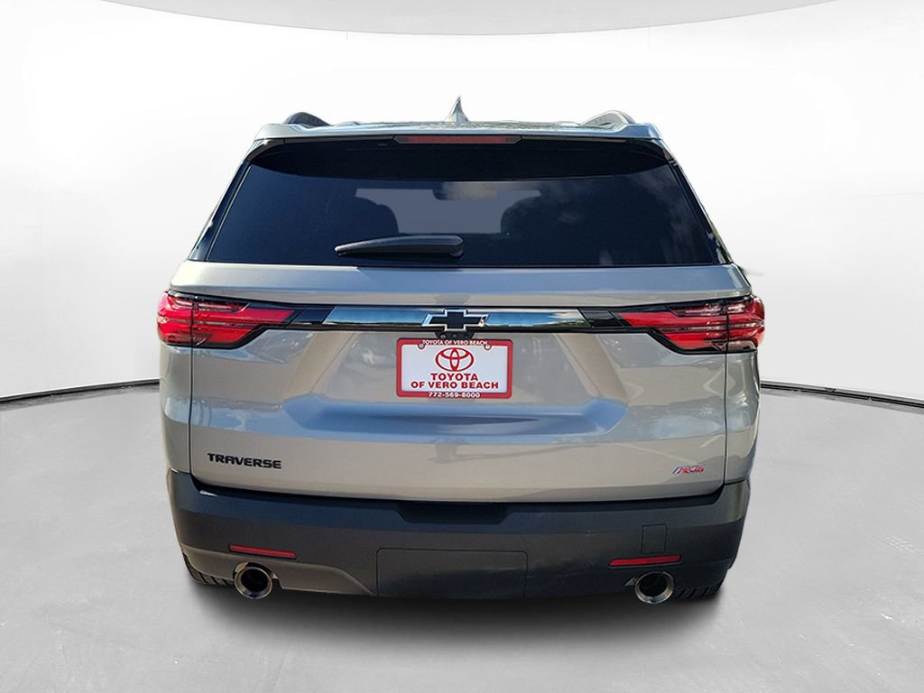 Used 2023 Chevrolet Traverse RS FWD image 5