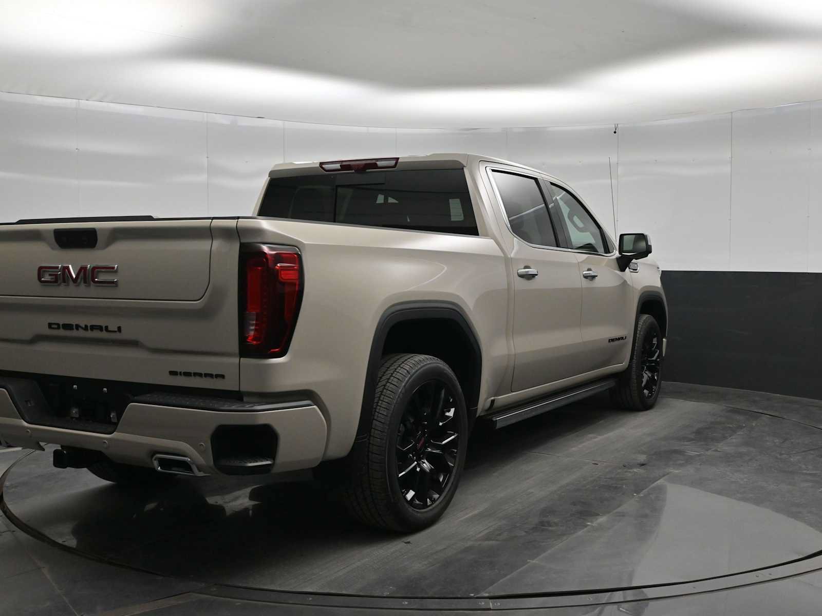 New 2026 GMC Sierra 1500 Denali AWD/4WD image 6