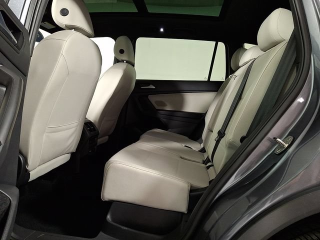 Used 2021 Volkswagen Tiguan SE R-Line AWD/4WD image 13