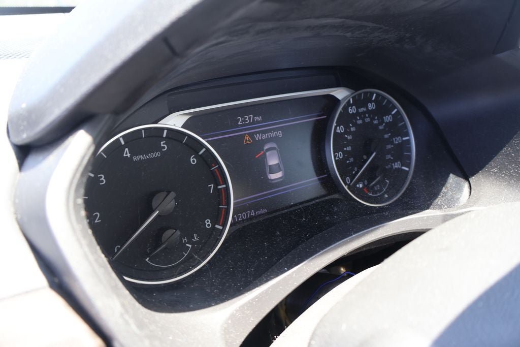 Used 2024 Nissan Altima 2.5 SV FWD image 7