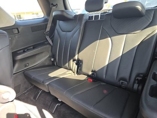 Used 2025 Hyundai Palisade SEL FWD image 16