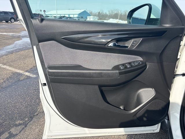 Used 2024 Chevrolet TrailBlazer LT w/ LT Cold Weather Package image 9