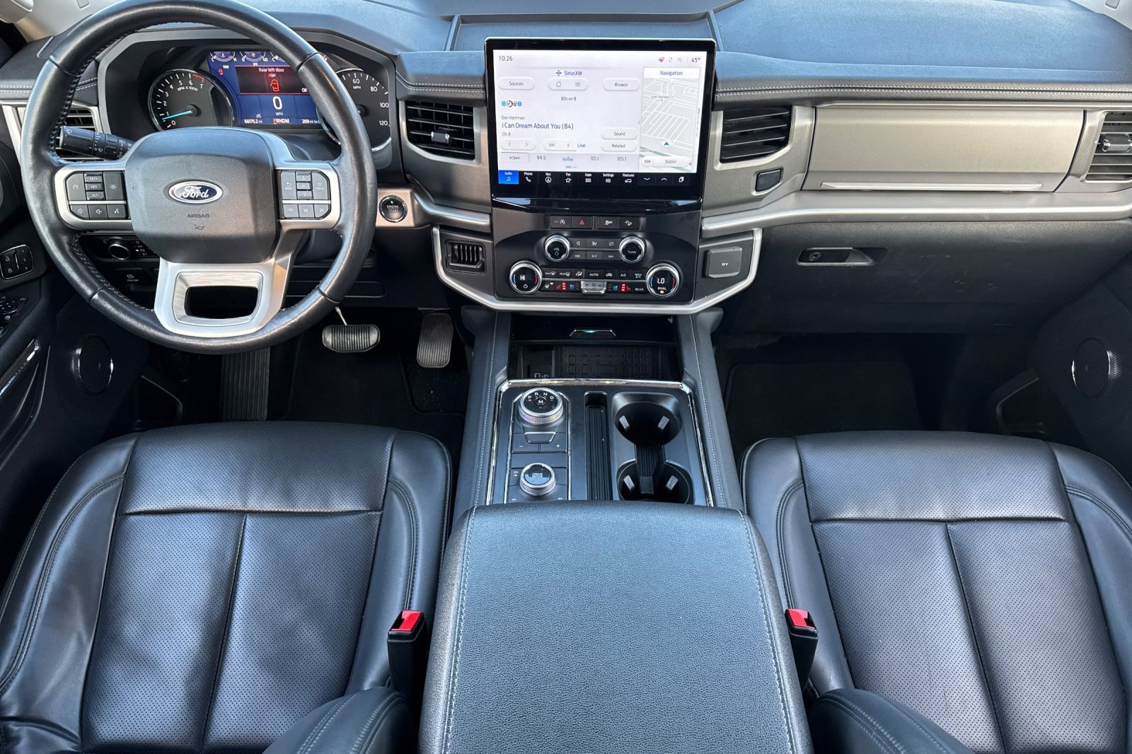 Used 2024 Ford Expedition XLT image 15