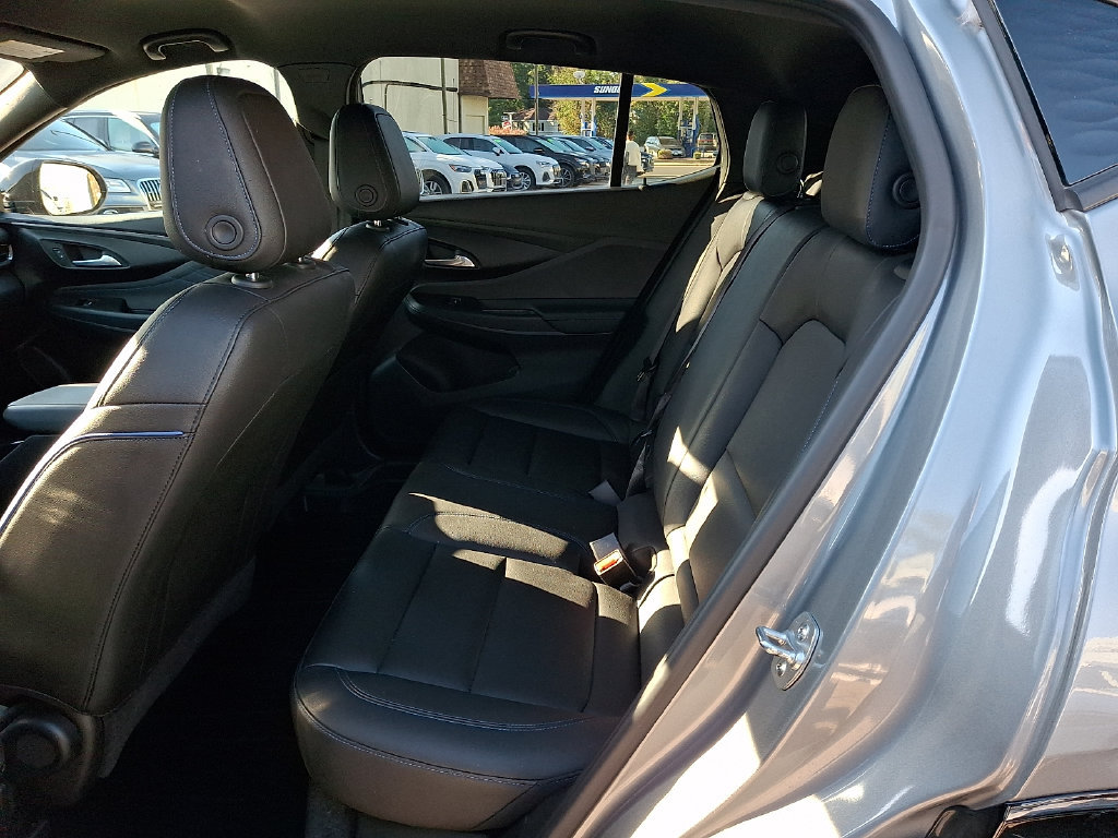 Used 2025 Buick Envista Sport Touring FWD image 10