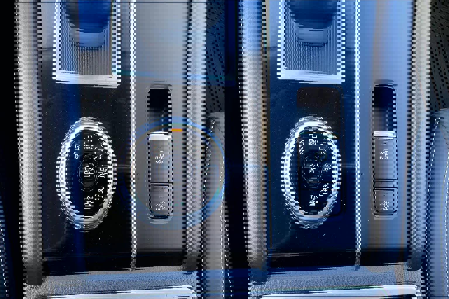 Used 2024 Mitsubishi Outlander SE image 36