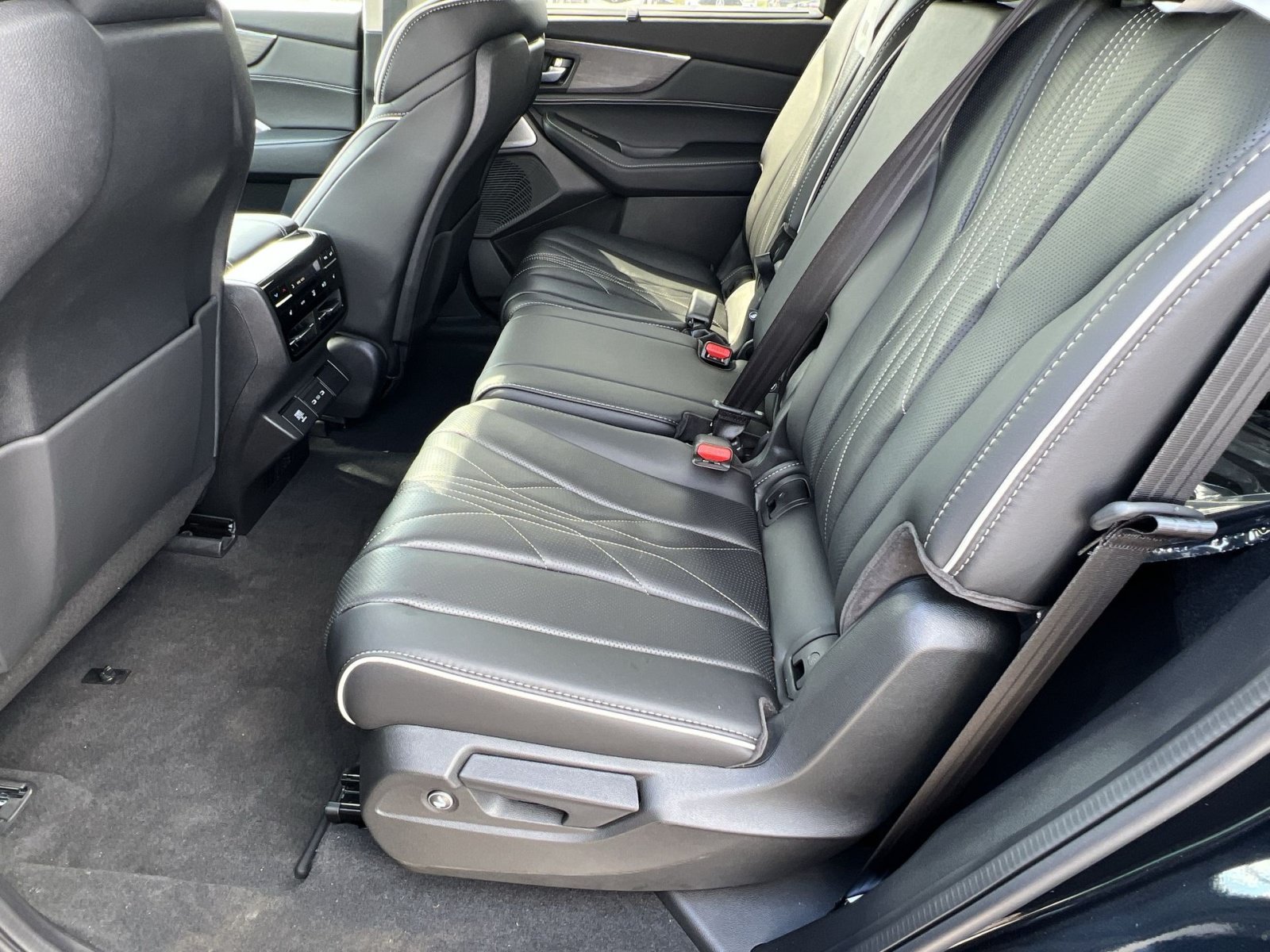 New 2026 Acura MDX w/ Advance Package AWD/4WD image 22