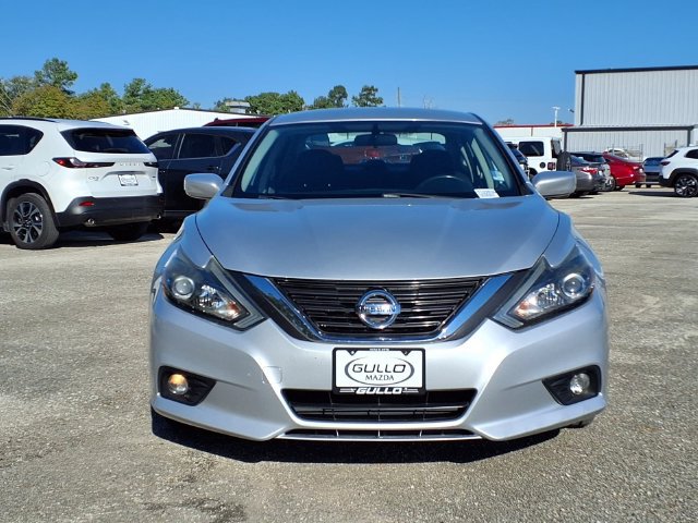 Used 2017 Nissan Altima 2.5 SR FWD image 4