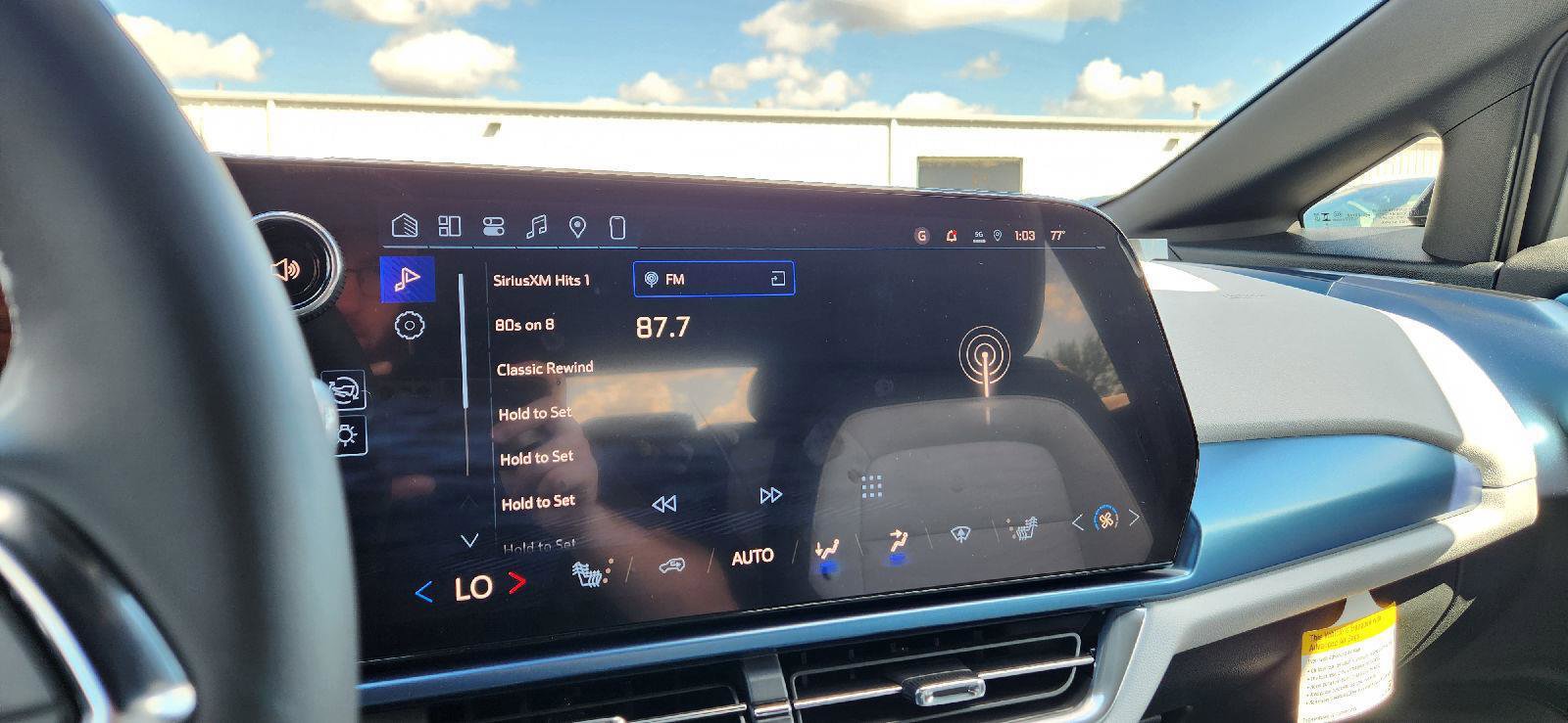New 2026 Chevrolet Equinox EV LT image 18