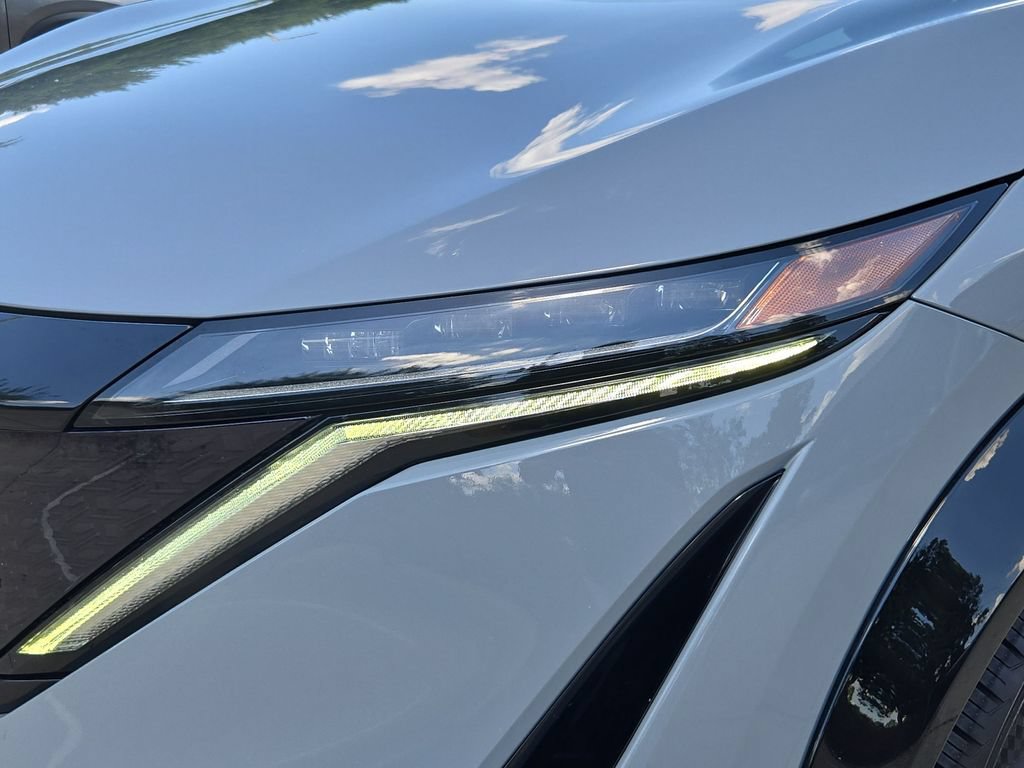 Certified 2023 Nissan Ariya FWD image 12