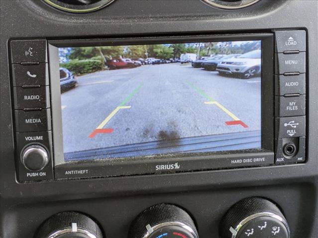 Used 2017 Jeep Patriot Sport w/ Power Value Group AWD/4WD image 12