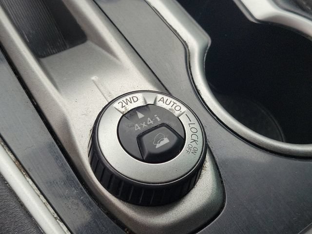 Used 2019 Nissan Pathfinder S AWD/4WD image 22