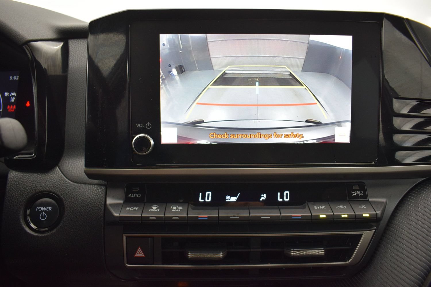 Used 2025 Toyota Camry SE FWD image 16