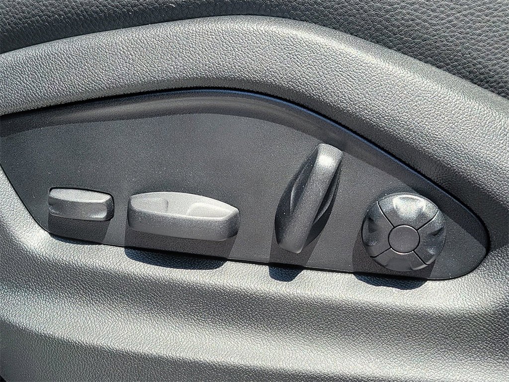 New 2025 Porsche Cayenne E-Hybrid image 29