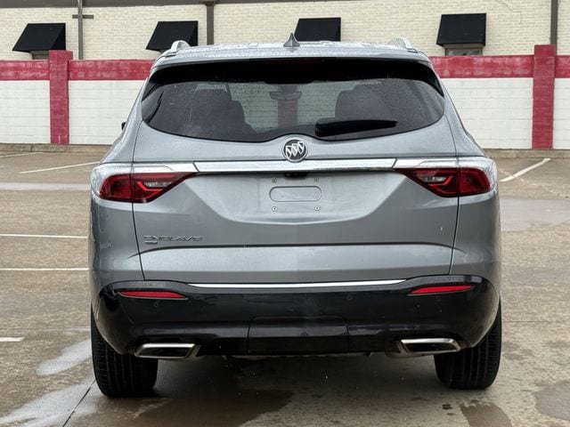 Used 2024 Buick Enclave Premium AWD/4WD image 5