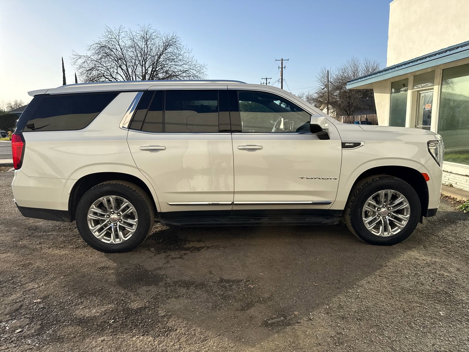 Used 2021 GMC Yukon SLT image 6