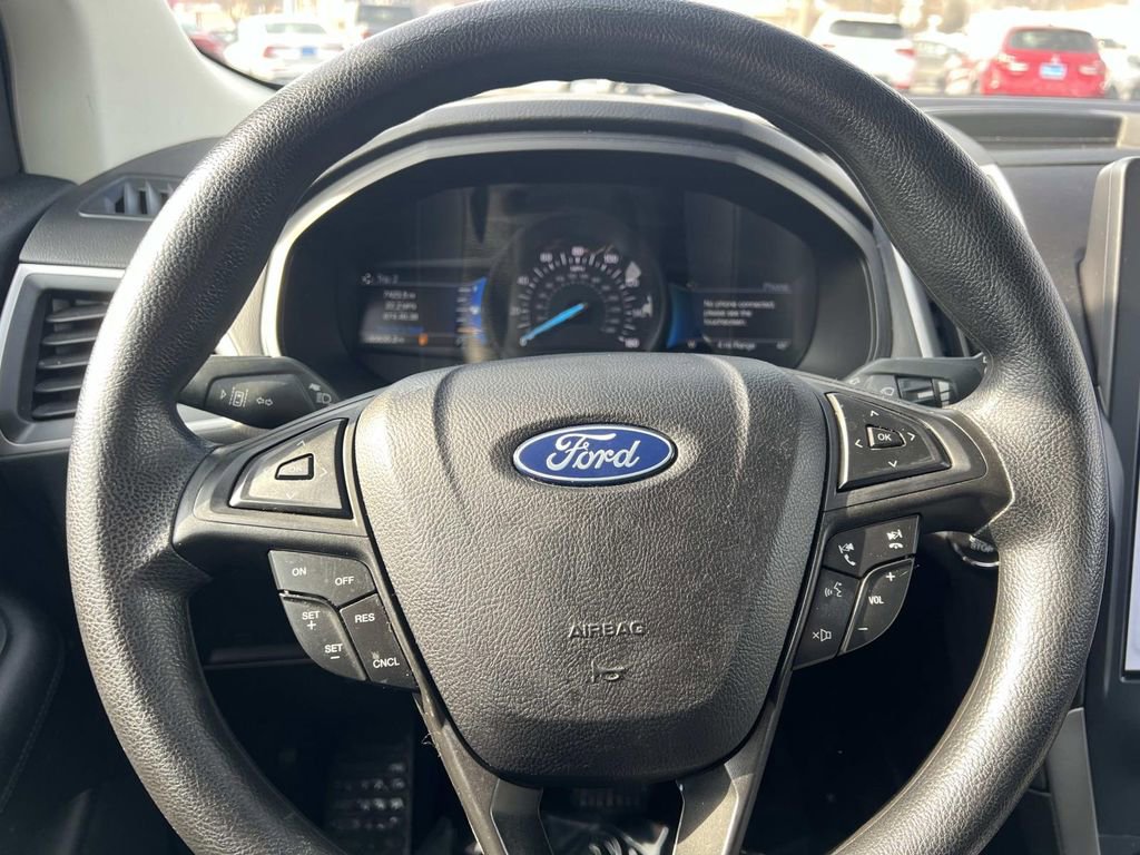 Used 2022 Ford Edge SE w/ Cargo Accessory Package image 15