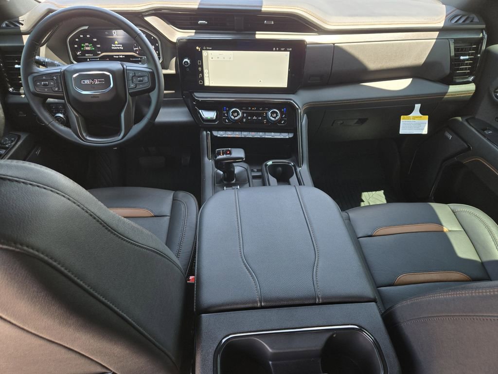 Used 2024 GMC Sierra 1500 AT4 w/ AT4 Premium Package image 12