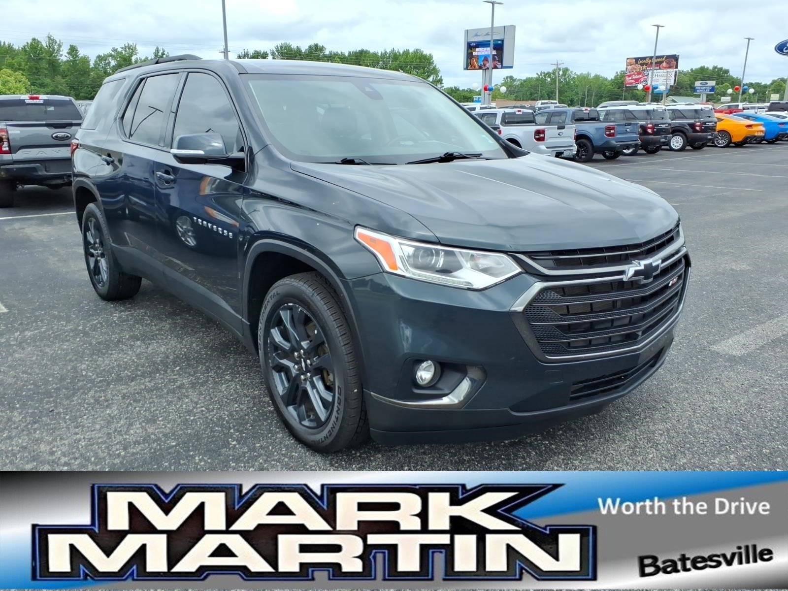 Used 2020 Chevrolet Traverse RS FWD image 1