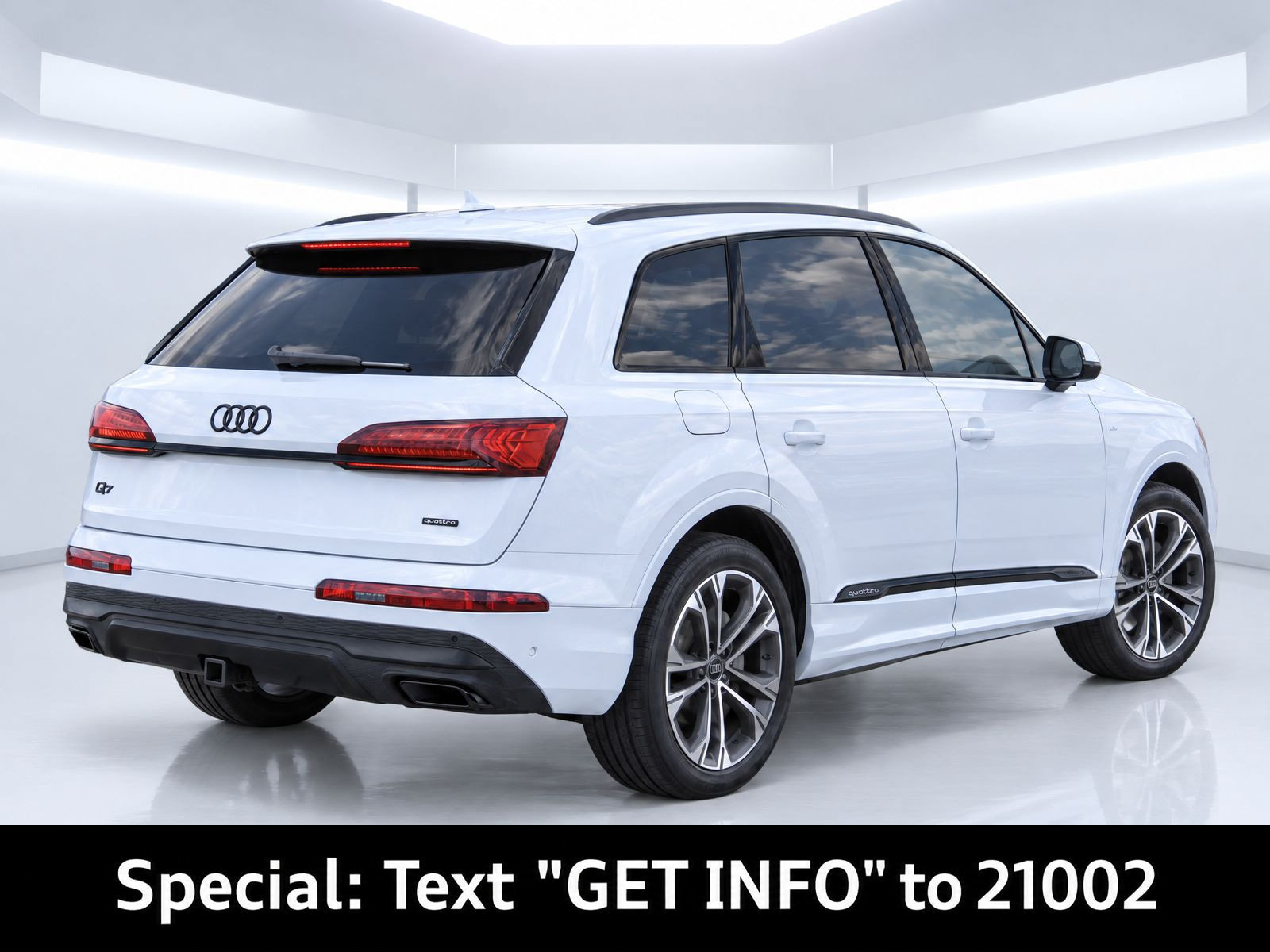 Certified 2025 Audi Q7 2.0T Premium w/ Convenience Plus Package AWD/4WD image 4