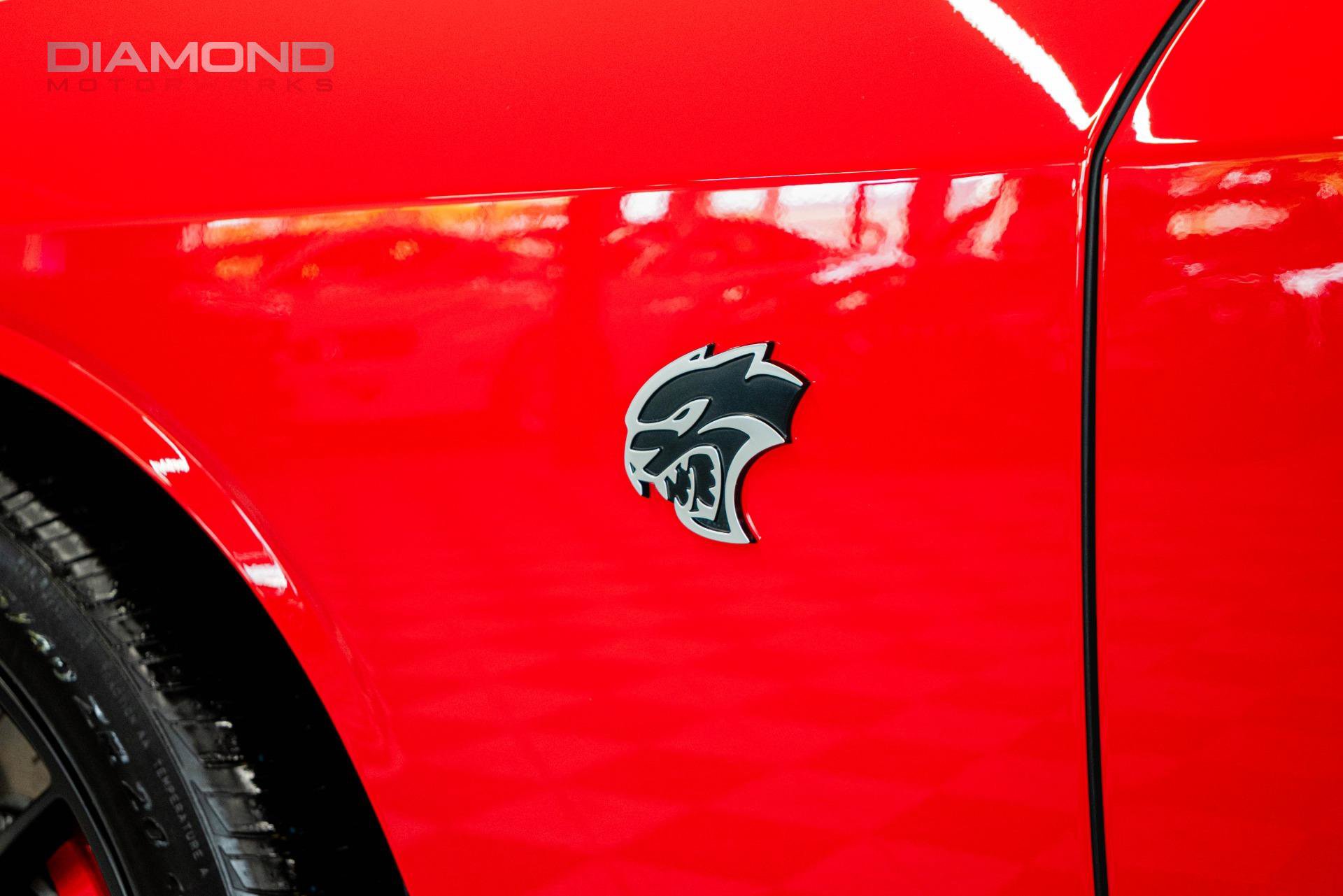 Used 2015 Dodge Challenger SRT Hellcat RWD image 7
