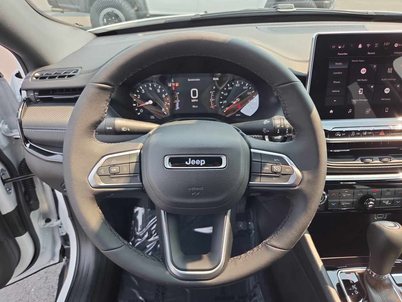 New 2026 Jeep Compass Latitude AWD/4WD image 22