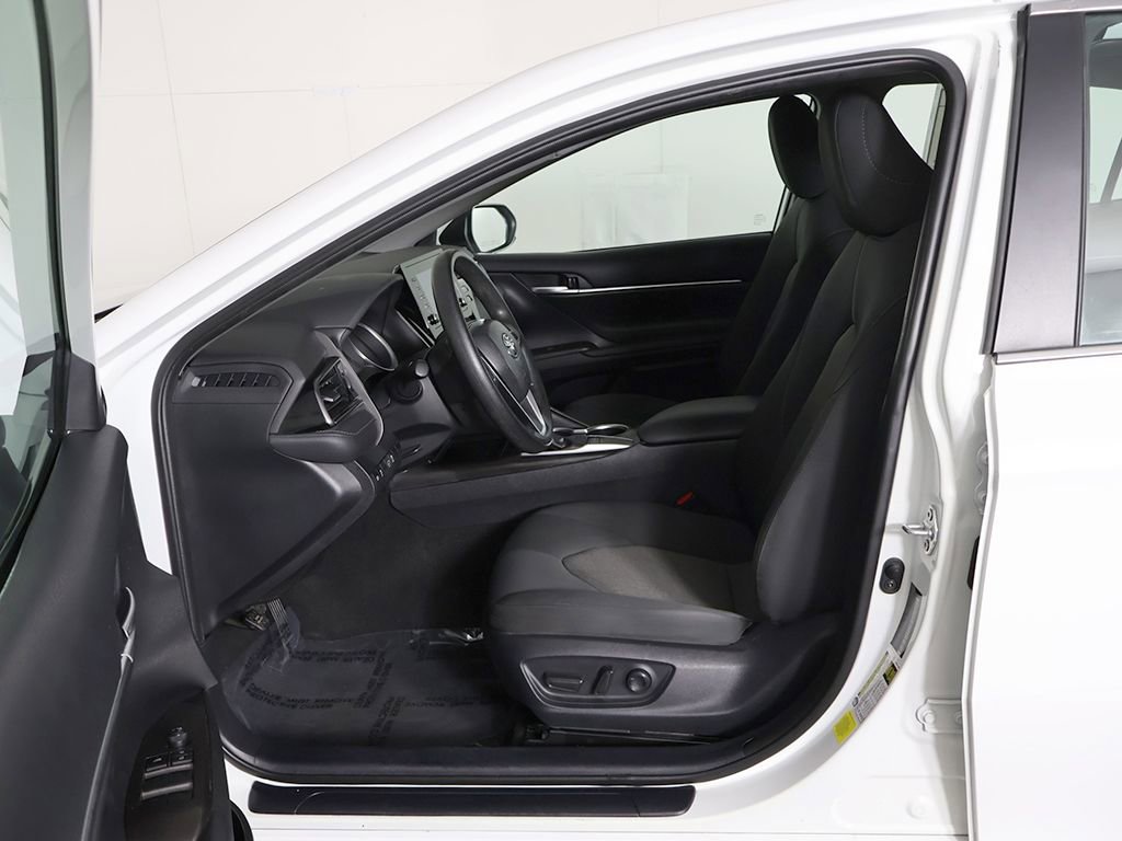 Used 2024 Toyota Camry LE FWD image 25