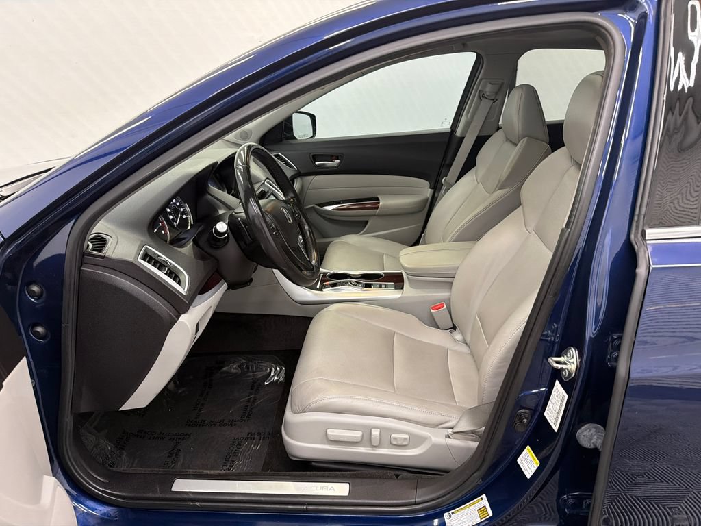 Used 2017 Acura TLX V6 w/ Technology Package FWD image 9