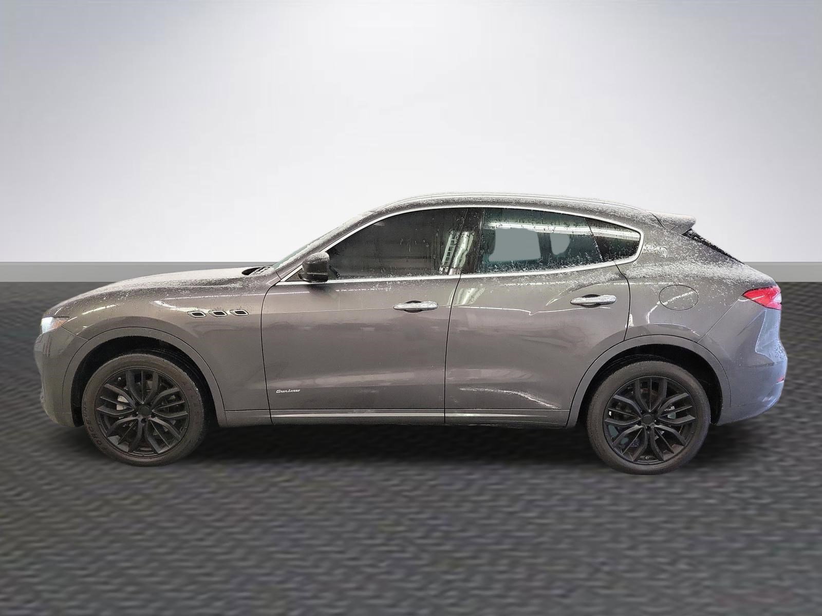 Used 2019 Maserati Levante GranLusso image 4