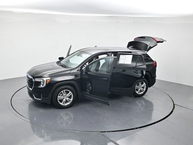 Used 2022 GMC Terrain SLE image 45