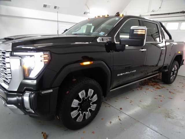Certified 2024 GMC Sierra 3500 Denali w/ Technology Package image 17