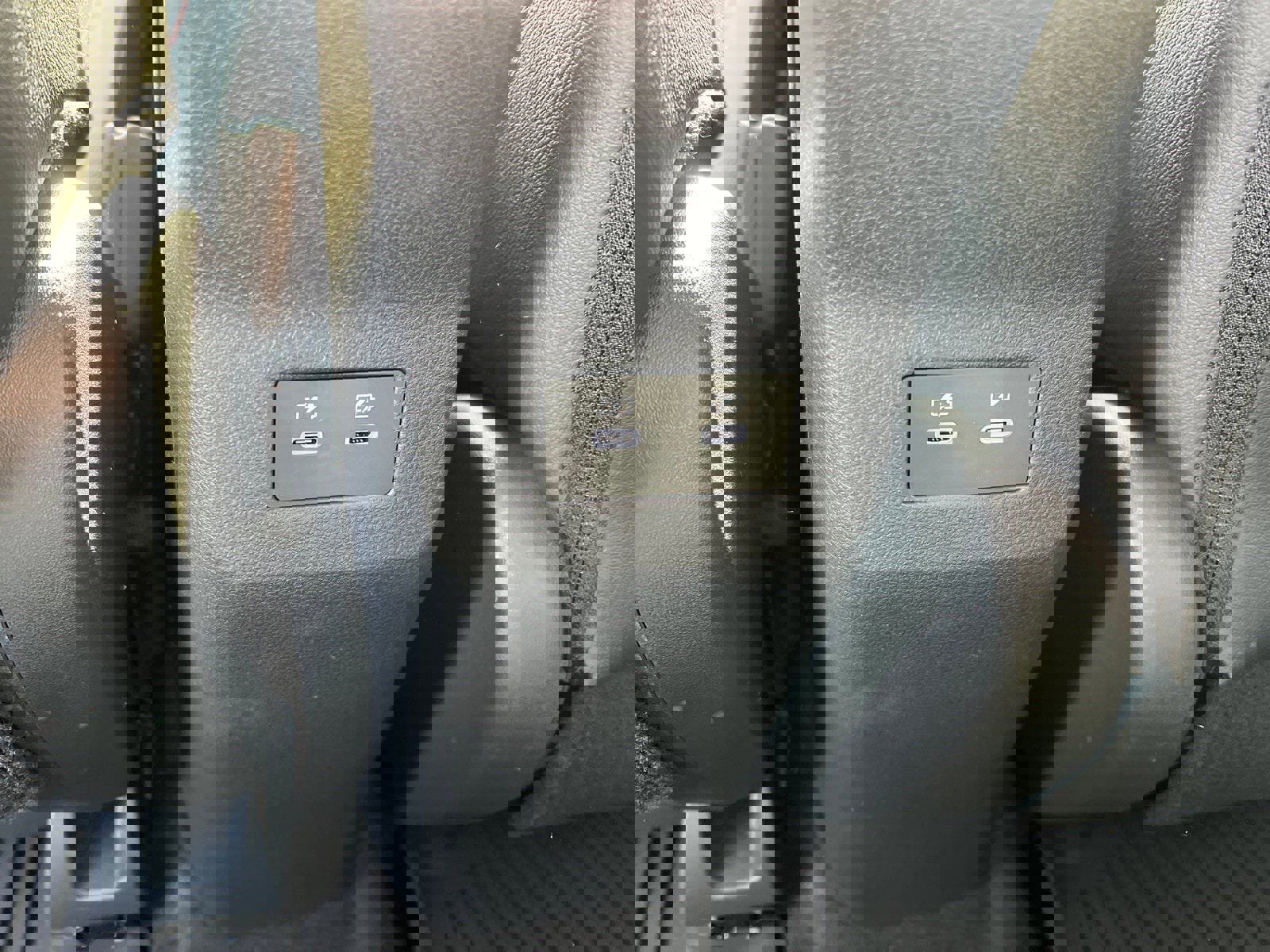 New 2026 Nissan Kicks SR w/ Cold Weather Package image 21