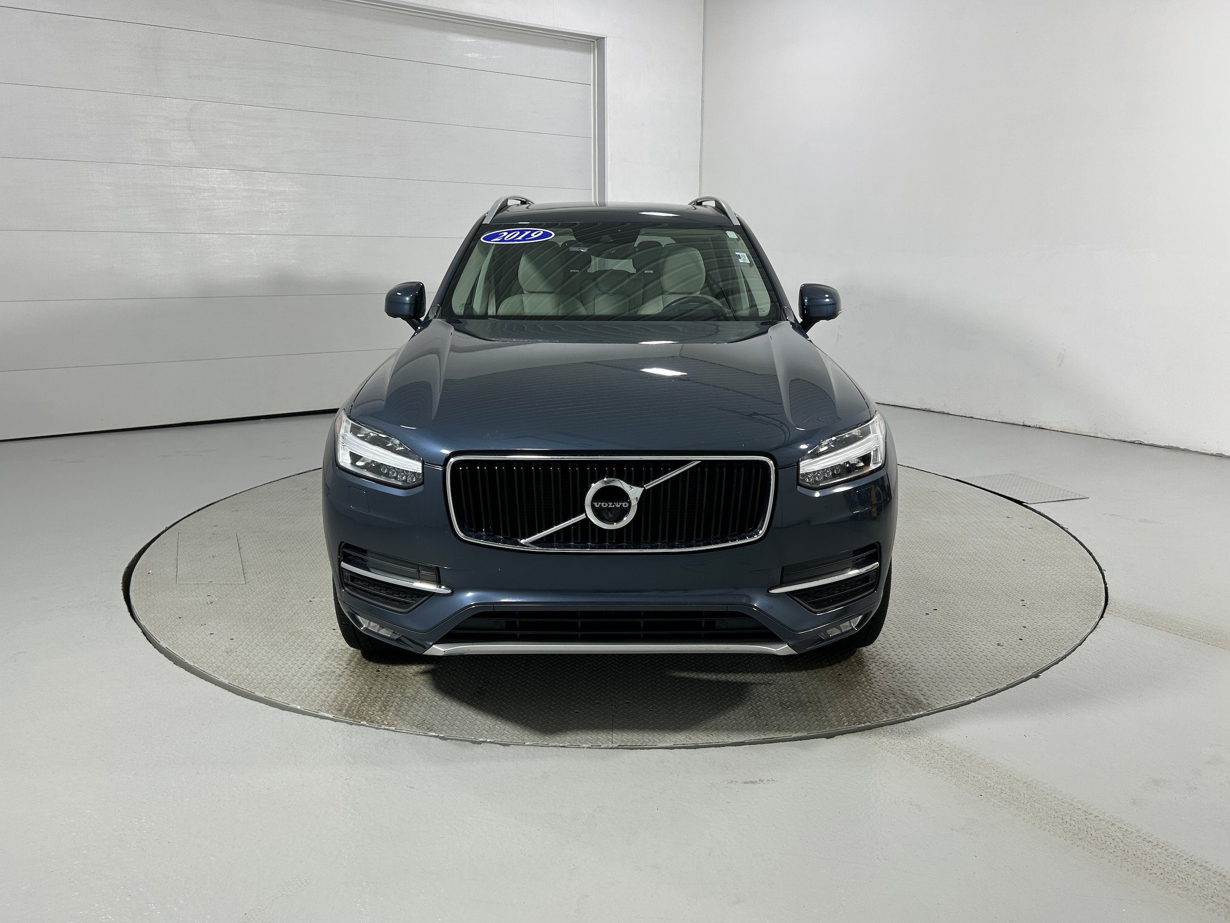 Used 2019 Volvo XC90 T6 Momentum w/ Advanced Package AWD/4WD image 16