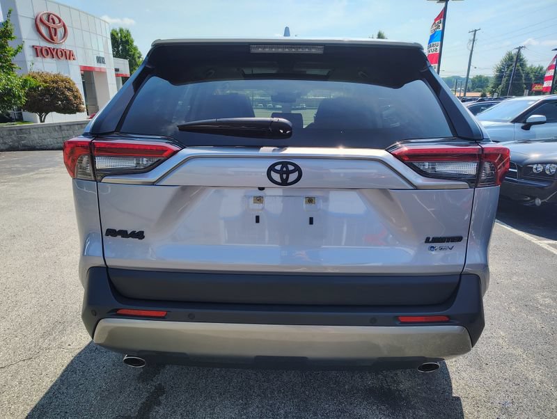 Certified 2025 Toyota RAV4 Limited w/ Advanced Technology Package AWD/4WD image 5