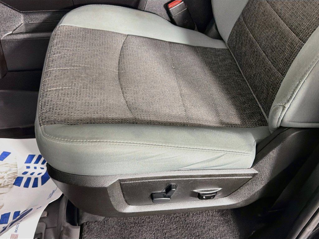 Used 2019 RAM 1500 Warlock AWD/4WD image 18