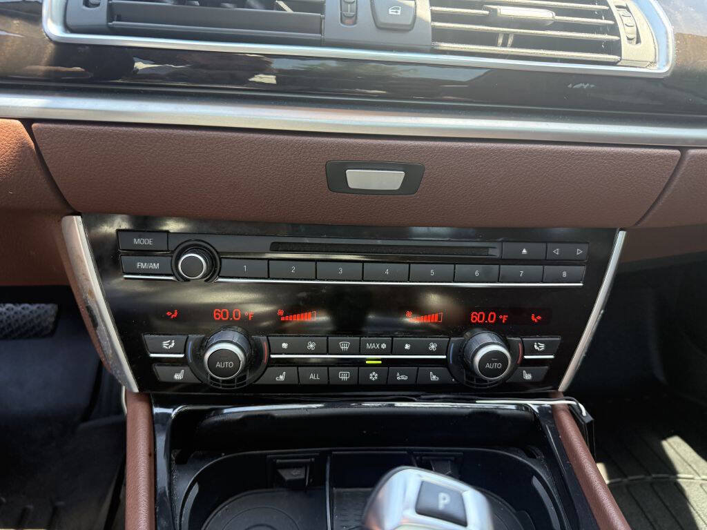 Used 2012 BMW 550i Gran Turismo xDrive AWD/4WD image 18