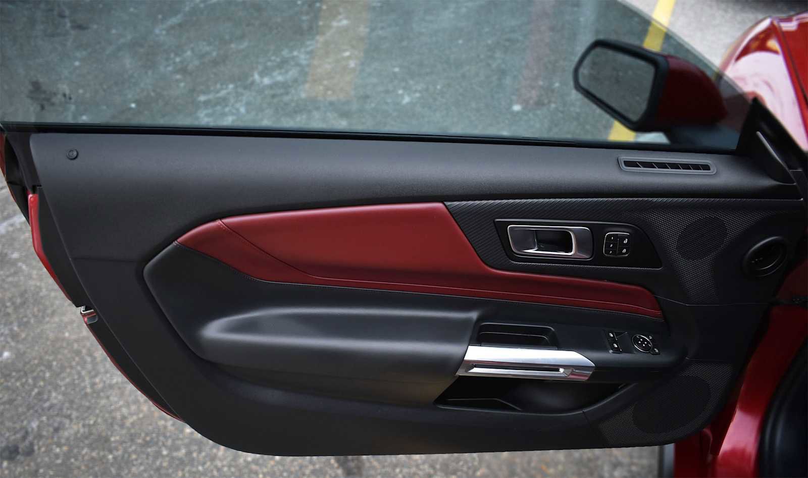 Used 2024 Ford Mustang GT Premium w/ GT Performance Package image 32