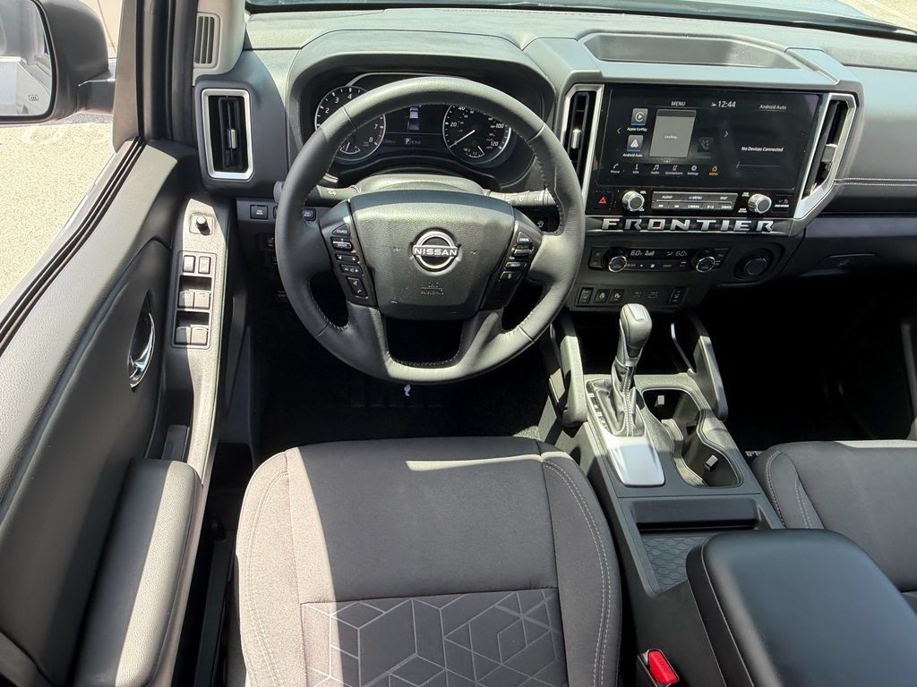 Certified 2025 Nissan Frontier SV w/ SV Convenience Package RWD image 13