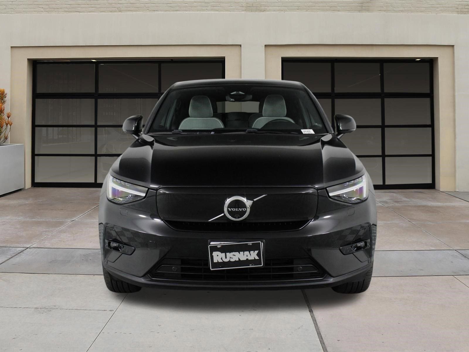 Used 2023 Volvo C40 P8 Recharge Ultimate image 6