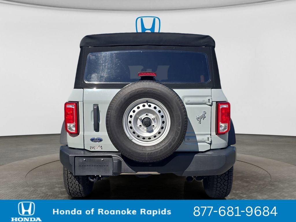 Used 2022 Ford Bronco 4-Door AWD/4WD image 4