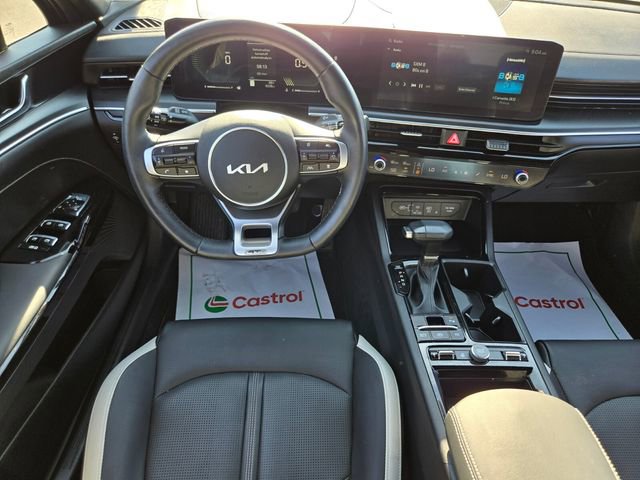 Used 2025 Kia K5 GT-Line AWD/4WD image 11