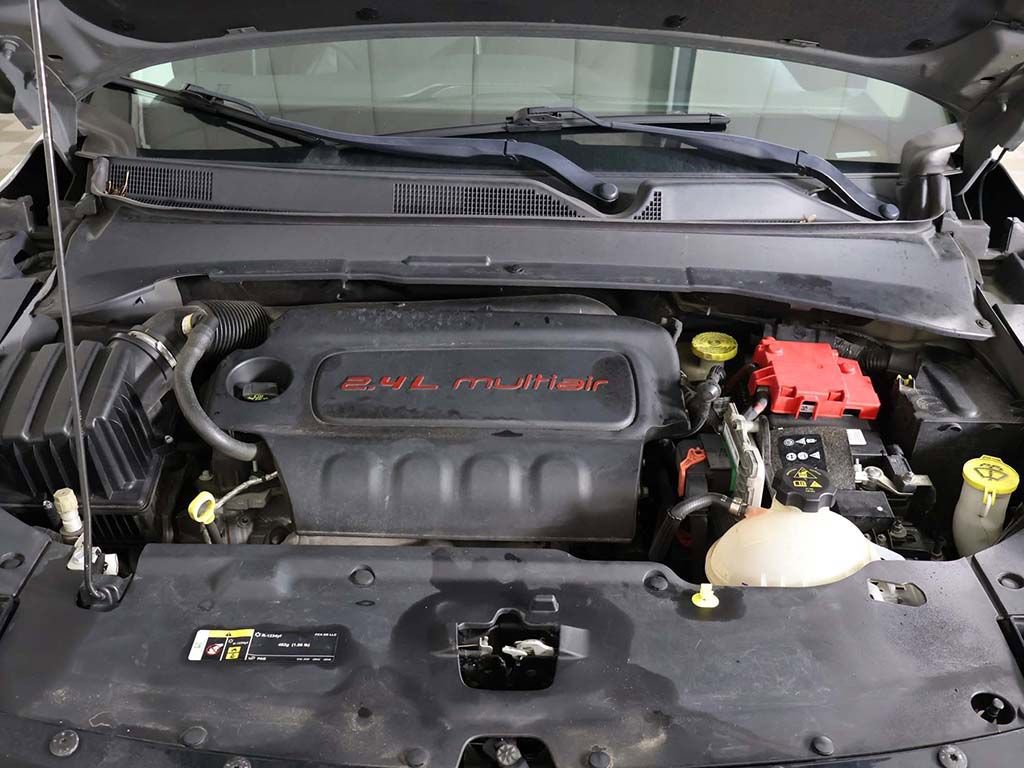 Used 2020 Jeep Compass Limited image 17