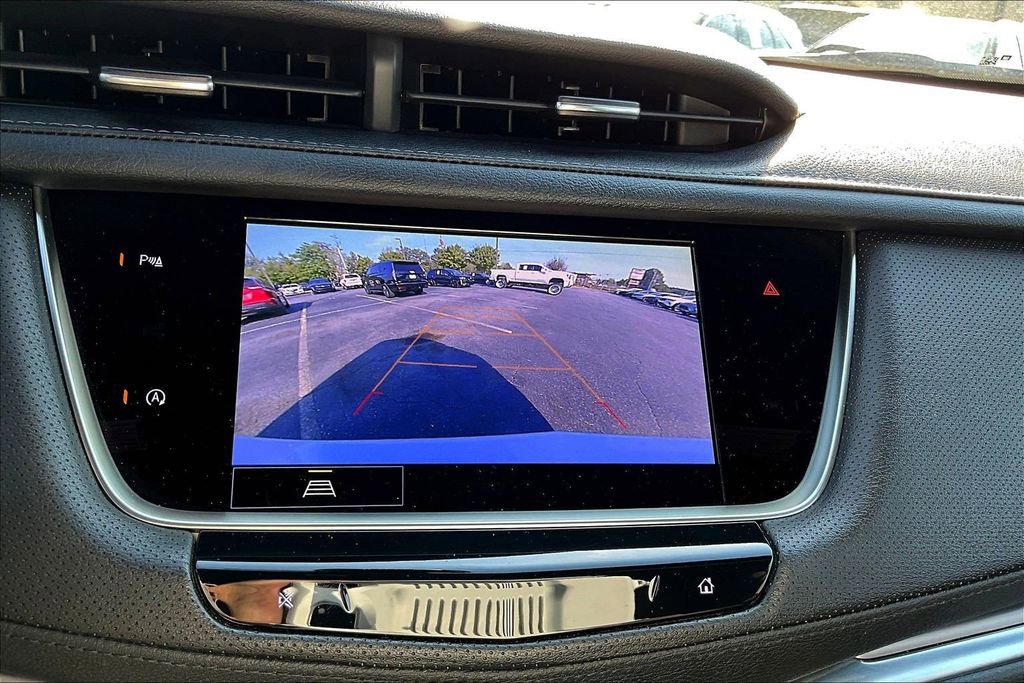 Certified 2025 Cadillac XT5 Luxury image 14