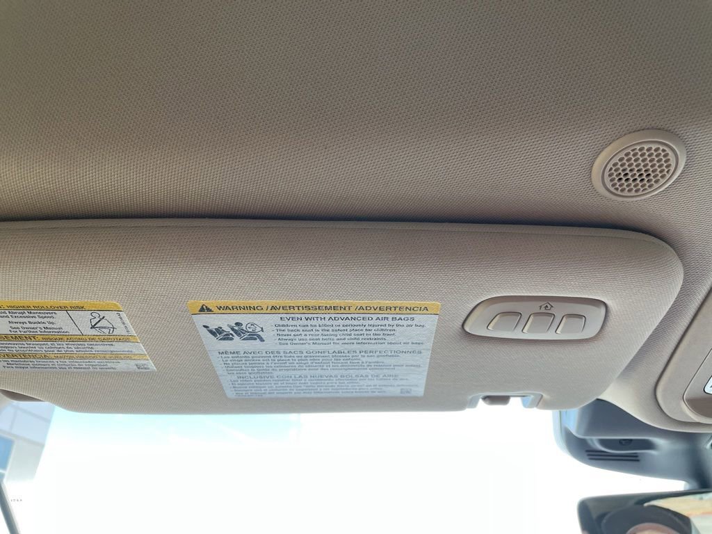 Used 2023 Lincoln Aviator AWD image 20