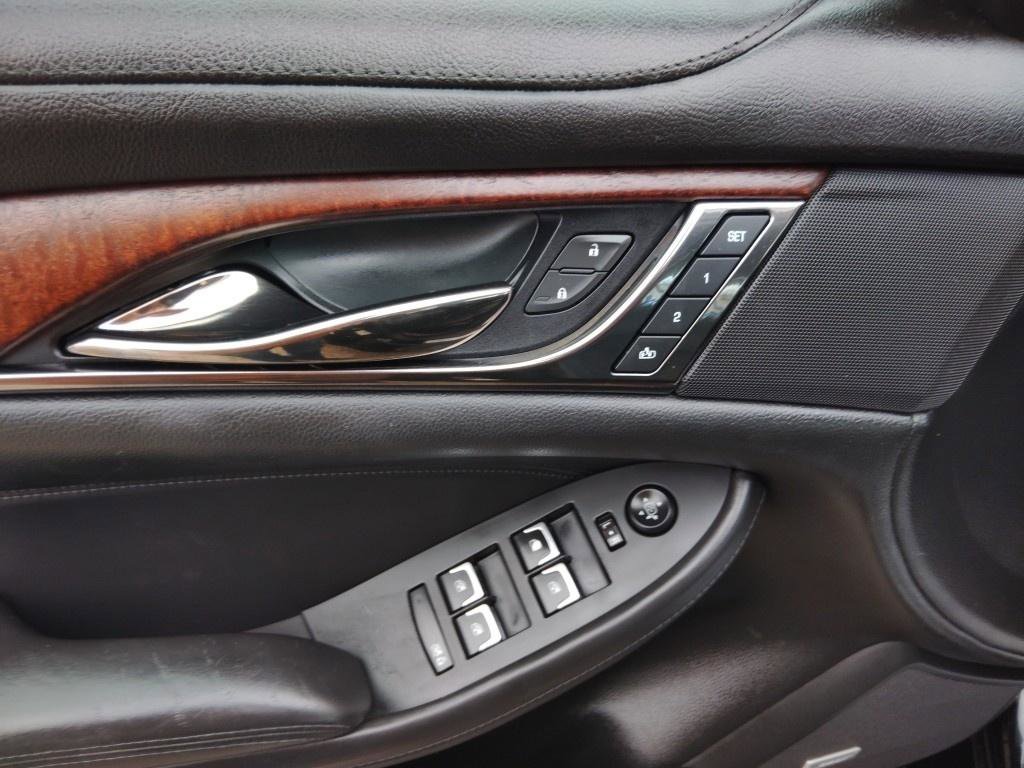 Used 2018 Cadillac CTS Luxury image 14