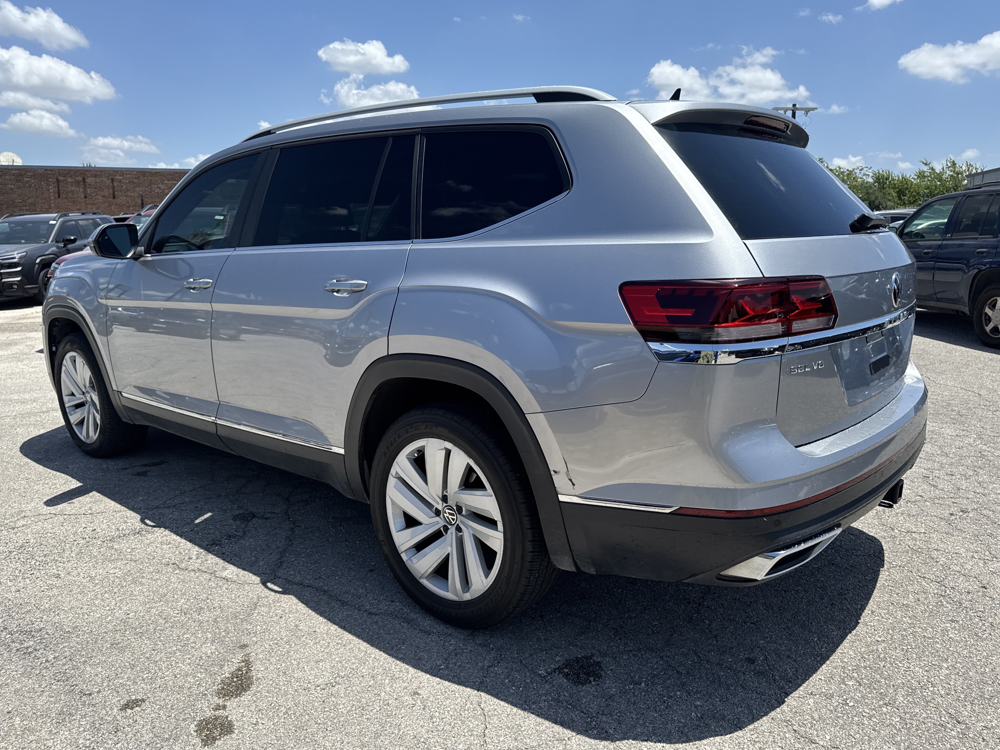 Used 2021 Volkswagen Atlas SEL FWD image 5