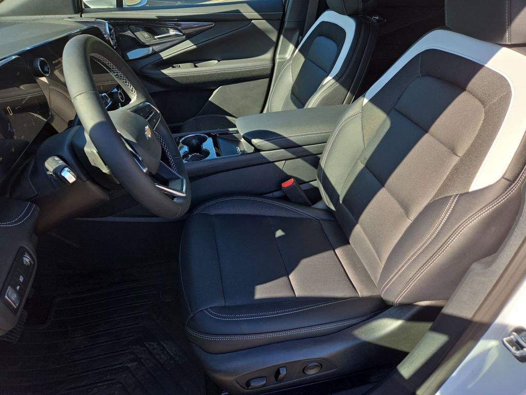 New 2026 Chevrolet Blazer EV LT image 18